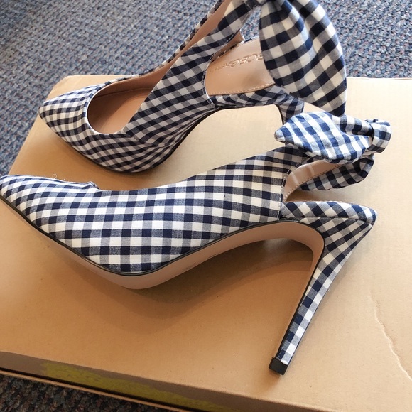 BCBGeneration blue Gingham bow pumps 6M - Picture 2 of 5